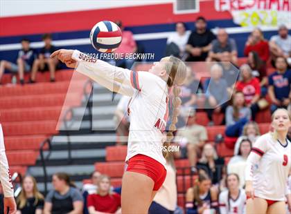 Thumbnail 1 in Sanger @ Aubrey photogallery.