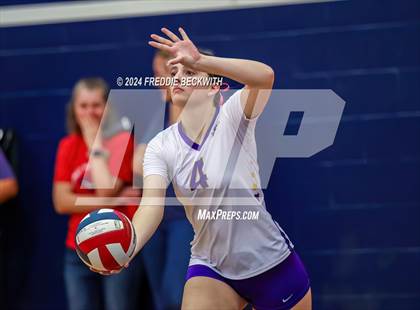 Thumbnail 3 in Sanger @ Aubrey photogallery.
