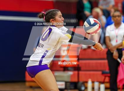 Thumbnail 3 in Sanger @ Aubrey photogallery.