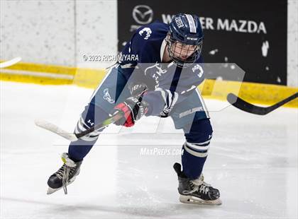 Thumbnail 2 in Concord vs Exeter (Brian C. Stone Christmas Tournament) photogallery.