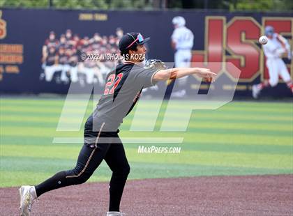 Thumbnail 3 in Huntington Beach vs. JSerra Catholic (CIF SoCal Regional D1 Final) photogallery.