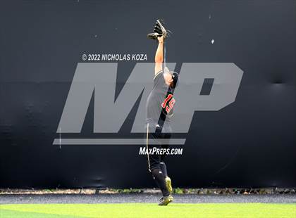 Thumbnail 3 in Huntington Beach vs. JSerra Catholic (CIF SoCal Regional D1 Final) photogallery.