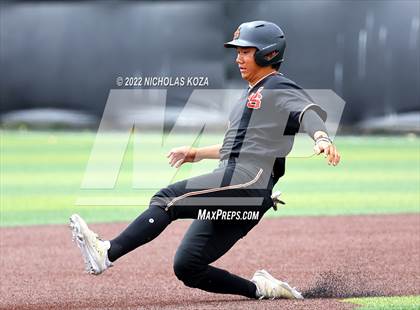 Thumbnail 3 in Huntington Beach vs. JSerra Catholic (CIF SoCal Regional D1 Final) photogallery.