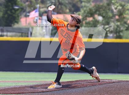 Thumbnail 3 in Huntington Beach vs. JSerra Catholic (CIF SoCal Regional D1 Final) photogallery.