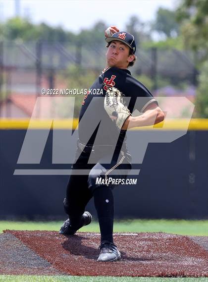 Thumbnail 1 in Huntington Beach vs. JSerra Catholic (CIF SoCal Regional D1 Final) photogallery.