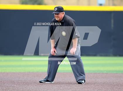 Thumbnail 1 in Huntington Beach vs. JSerra Catholic (CIF SoCal Regional D1 Final) photogallery.