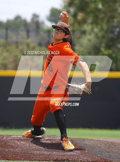 Thumbnail 2 in Huntington Beach vs. JSerra Catholic (CIF SoCal Regional D1 Final) photogallery.