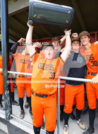 Thumbnail 3 in Huntington Beach vs. JSerra Catholic (CIF SoCal Regional D1 Final) photogallery.