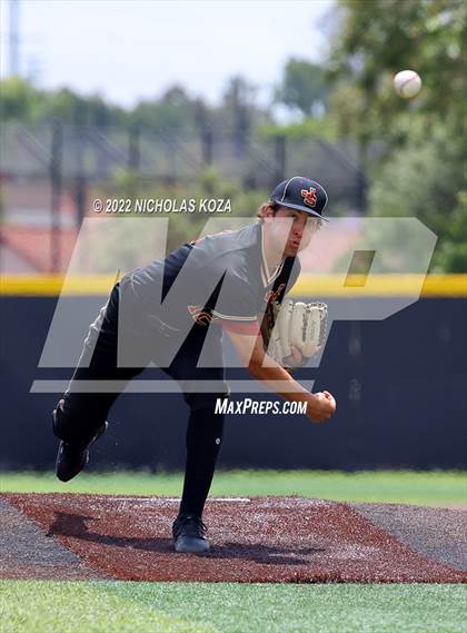 Thumbnail 3 in Huntington Beach vs. JSerra Catholic (CIF SoCal Regional D1 Final) photogallery.
