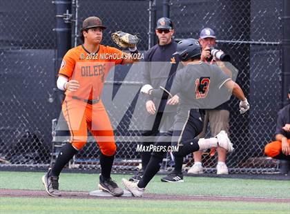 Thumbnail 2 in Huntington Beach vs. JSerra Catholic (CIF SoCal Regional D1 Final) photogallery.