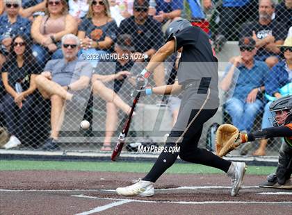 Thumbnail 3 in Huntington Beach vs. JSerra Catholic (CIF SoCal Regional D1 Final) photogallery.