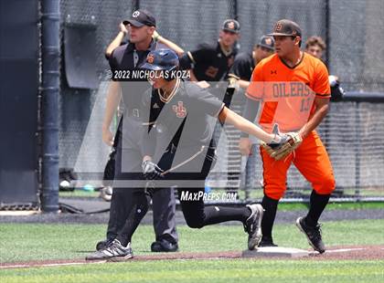 Thumbnail 3 in Huntington Beach vs. JSerra Catholic (CIF SoCal Regional D1 Final) photogallery.
