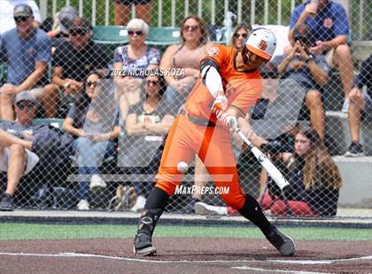 Thumbnail 1 in Huntington Beach vs. JSerra Catholic (CIF SoCal Regional D1 Final) photogallery.