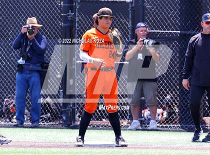 Thumbnail 3 in Huntington Beach vs. JSerra Catholic (CIF SoCal Regional D1 Final) photogallery.