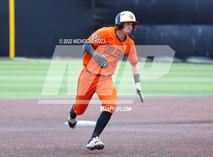Thumbnail 1 in Huntington Beach vs. JSerra Catholic (CIF SoCal Regional D1 Final) photogallery.