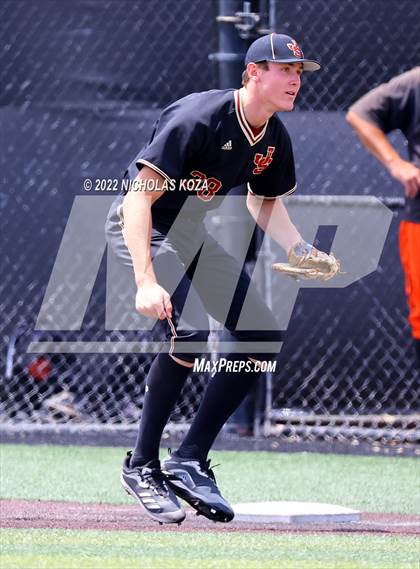 Thumbnail 3 in Huntington Beach vs. JSerra Catholic (CIF SoCal Regional D1 Final) photogallery.
