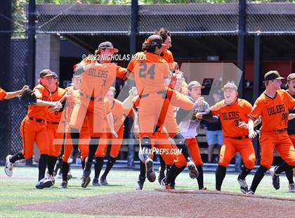 Thumbnail 1 in Huntington Beach vs. JSerra Catholic (CIF SoCal Regional D1 Final) photogallery.