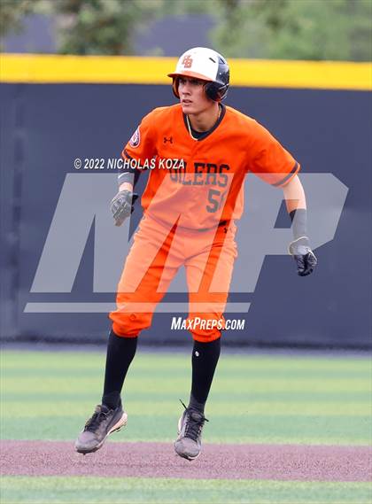 Thumbnail 2 in Huntington Beach vs. JSerra Catholic (CIF SoCal Regional D1 Final) photogallery.