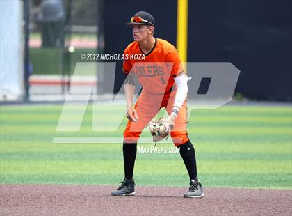 Thumbnail 2 in Huntington Beach vs. JSerra Catholic (CIF SoCal Regional D1 Final) photogallery.