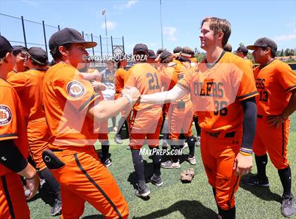 Thumbnail 3 in Huntington Beach vs. JSerra Catholic (CIF SoCal Regional D1 Final) photogallery.