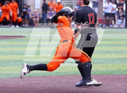 Thumbnail 3 in Huntington Beach vs. JSerra Catholic (CIF SoCal Regional D1 Final) photogallery.