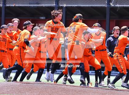 Thumbnail 2 in Huntington Beach vs. JSerra Catholic (CIF SoCal Regional D1 Final) photogallery.