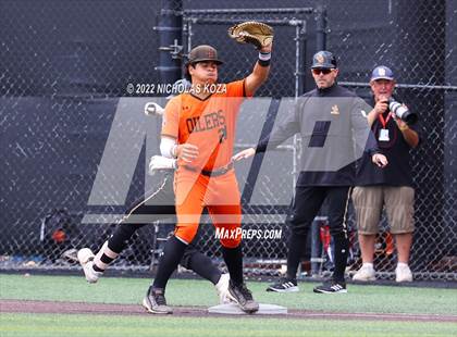 Thumbnail 3 in Huntington Beach vs. JSerra Catholic (CIF SoCal Regional D1 Final) photogallery.