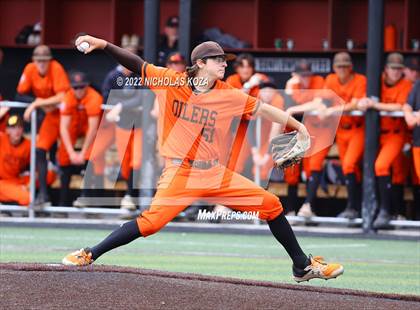 Thumbnail 1 in Huntington Beach vs. JSerra Catholic (CIF SoCal Regional D1 Final) photogallery.