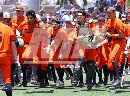 Thumbnail 3 in Huntington Beach vs. JSerra Catholic (CIF SoCal Regional D1 Final) photogallery.