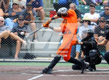 Thumbnail 3 in Huntington Beach vs. JSerra Catholic (CIF SoCal Regional D1 Final) photogallery.