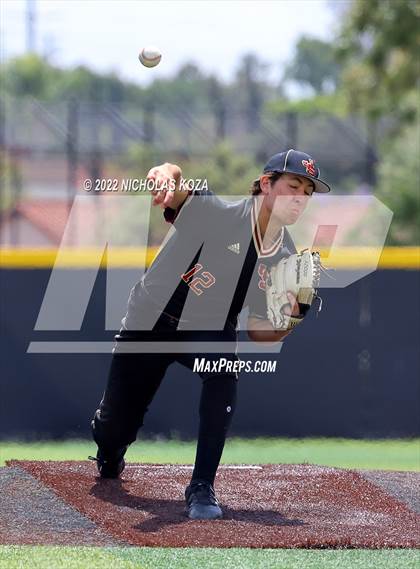 Thumbnail 2 in Huntington Beach vs. JSerra Catholic (CIF SoCal Regional D1 Final) photogallery.