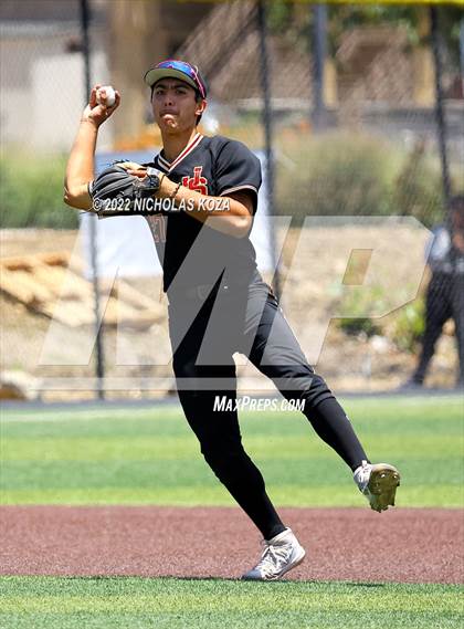 Thumbnail 2 in Huntington Beach vs. JSerra Catholic (CIF SoCal Regional D1 Final) photogallery.