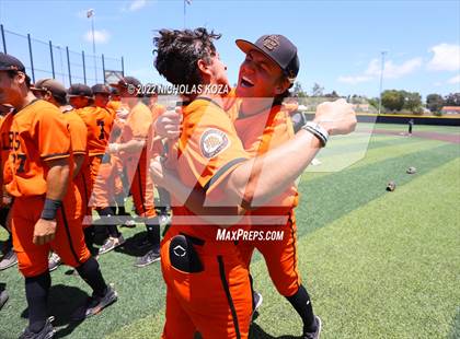 Thumbnail 1 in Huntington Beach vs. JSerra Catholic (CIF SoCal Regional D1 Final) photogallery.