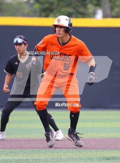 Thumbnail 2 in Huntington Beach vs. JSerra Catholic (CIF SoCal Regional D1 Final) photogallery.