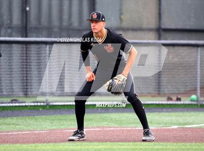 Thumbnail 2 in Huntington Beach vs. JSerra Catholic (CIF SoCal Regional D1 Final) photogallery.