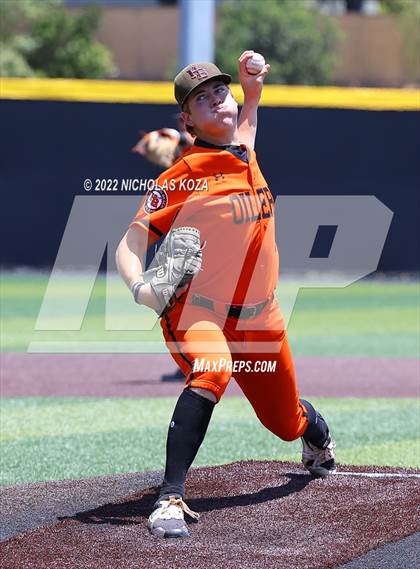 Thumbnail 2 in Huntington Beach vs. JSerra Catholic (CIF SoCal Regional D1 Final) photogallery.