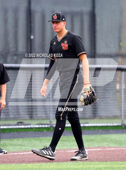 Thumbnail 3 in Huntington Beach vs. JSerra Catholic (CIF SoCal Regional D1 Final) photogallery.