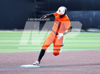 Thumbnail 1 in Huntington Beach vs. JSerra Catholic (CIF SoCal Regional D1 Final) photogallery.