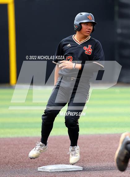 Thumbnail 3 in Huntington Beach vs. JSerra Catholic (CIF SoCal Regional D1 Final) photogallery.