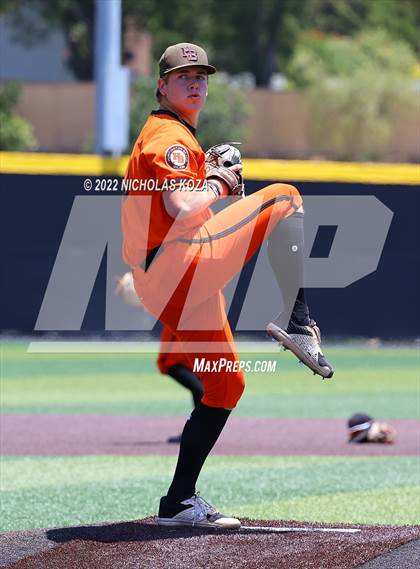 Thumbnail 3 in Huntington Beach vs. JSerra Catholic (CIF SoCal Regional D1 Final) photogallery.
