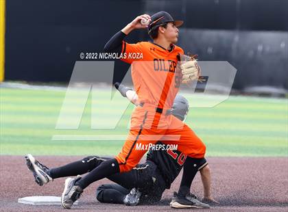 Thumbnail 1 in Huntington Beach vs. JSerra Catholic (CIF SoCal Regional D1 Final) photogallery.