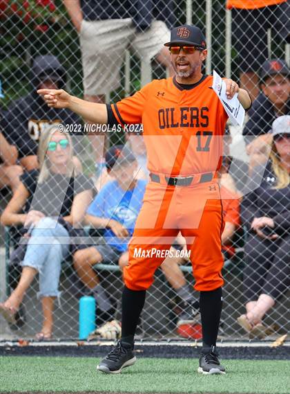 Thumbnail 3 in Huntington Beach vs. JSerra Catholic (CIF SoCal Regional D1 Final) photogallery.
