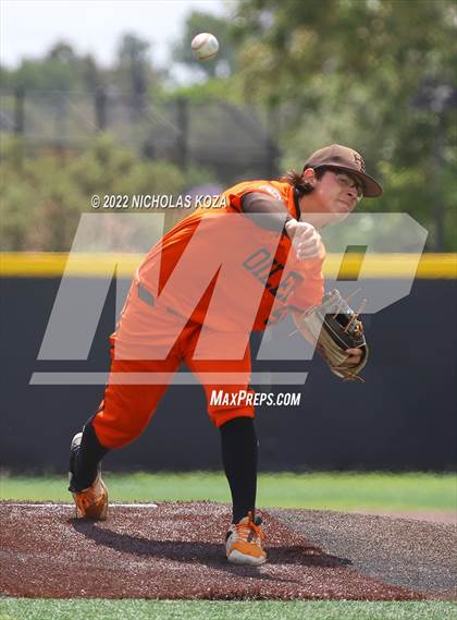 Thumbnail 1 in Huntington Beach vs. JSerra Catholic (CIF SoCal Regional D1 Final) photogallery.