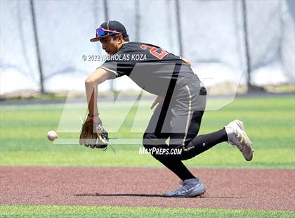 Thumbnail 2 in Huntington Beach vs. JSerra Catholic (CIF SoCal Regional D1 Final) photogallery.