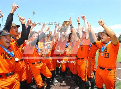 Thumbnail 3 in Huntington Beach vs. JSerra Catholic (CIF SoCal Regional D1 Final) photogallery.