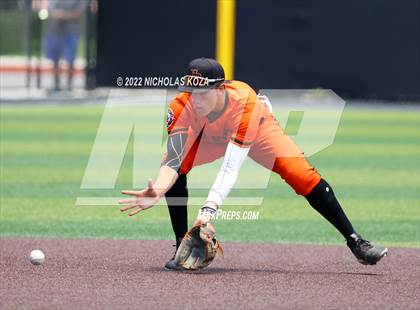 Thumbnail 3 in Huntington Beach vs. JSerra Catholic (CIF SoCal Regional D1 Final) photogallery.