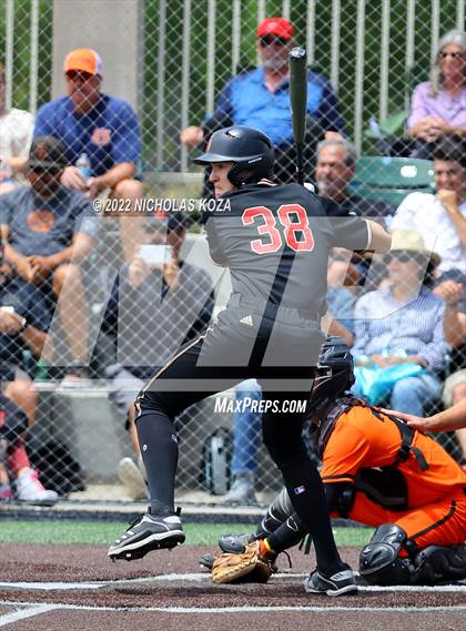 Thumbnail 2 in Huntington Beach vs. JSerra Catholic (CIF SoCal Regional D1 Final) photogallery.