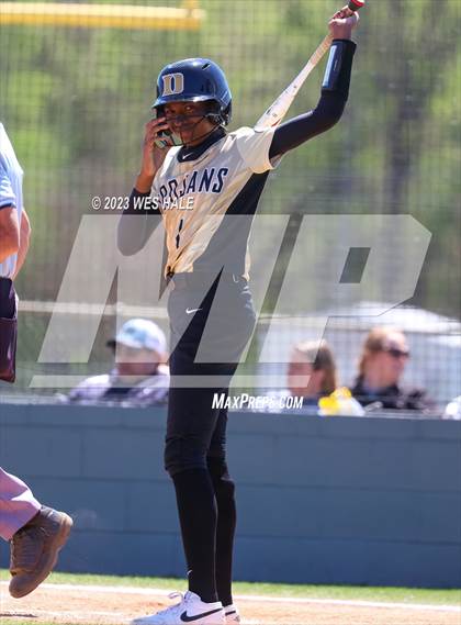 Thumbnail 3 in Germantown vs. Dyersburg photogallery.