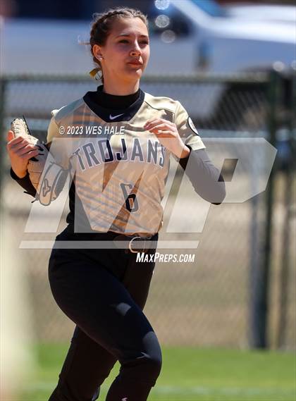 Thumbnail 3 in Germantown vs. Dyersburg photogallery.