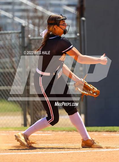 Thumbnail 1 in Germantown vs. Dyersburg photogallery.
